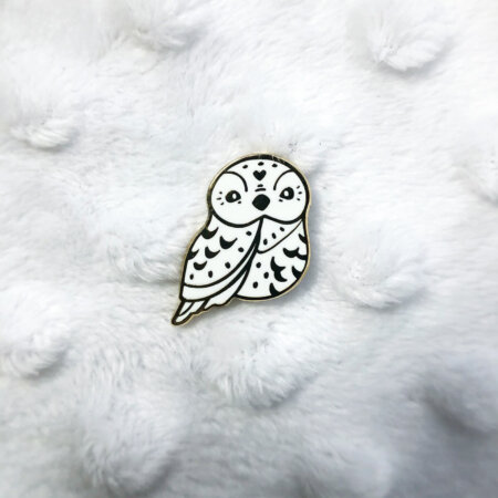 Miniature Polar owl enamel pin by Evy Benita